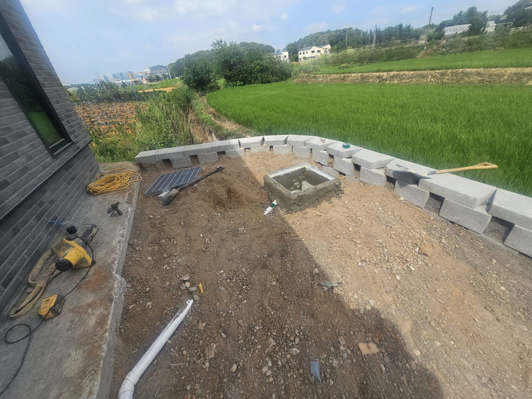 경계부 배수와 블록 시공