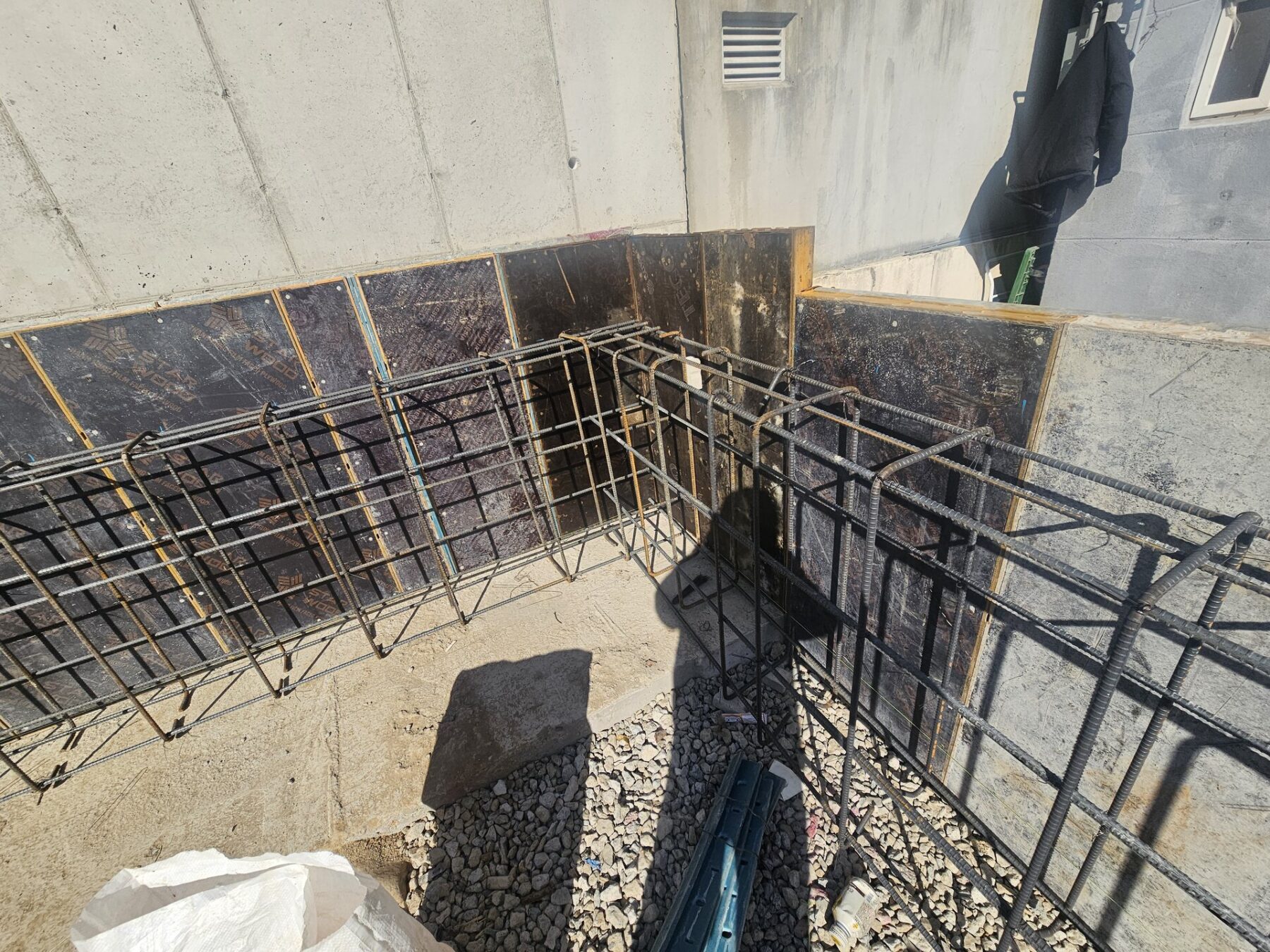 부산 기장군 철근콘크리트 옹벽 철근 배근
